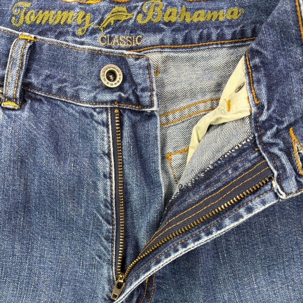 Tommy Bahama Men's Classic Fit Blue Denim Jeans | Size 33x30 - Picture 5 of 13